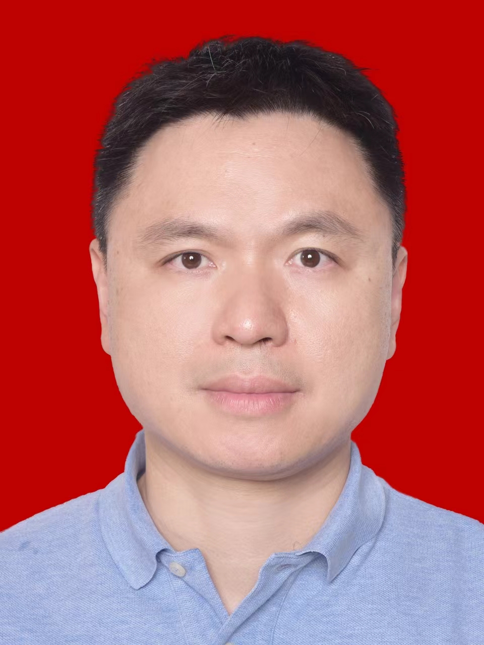 刘潮铭